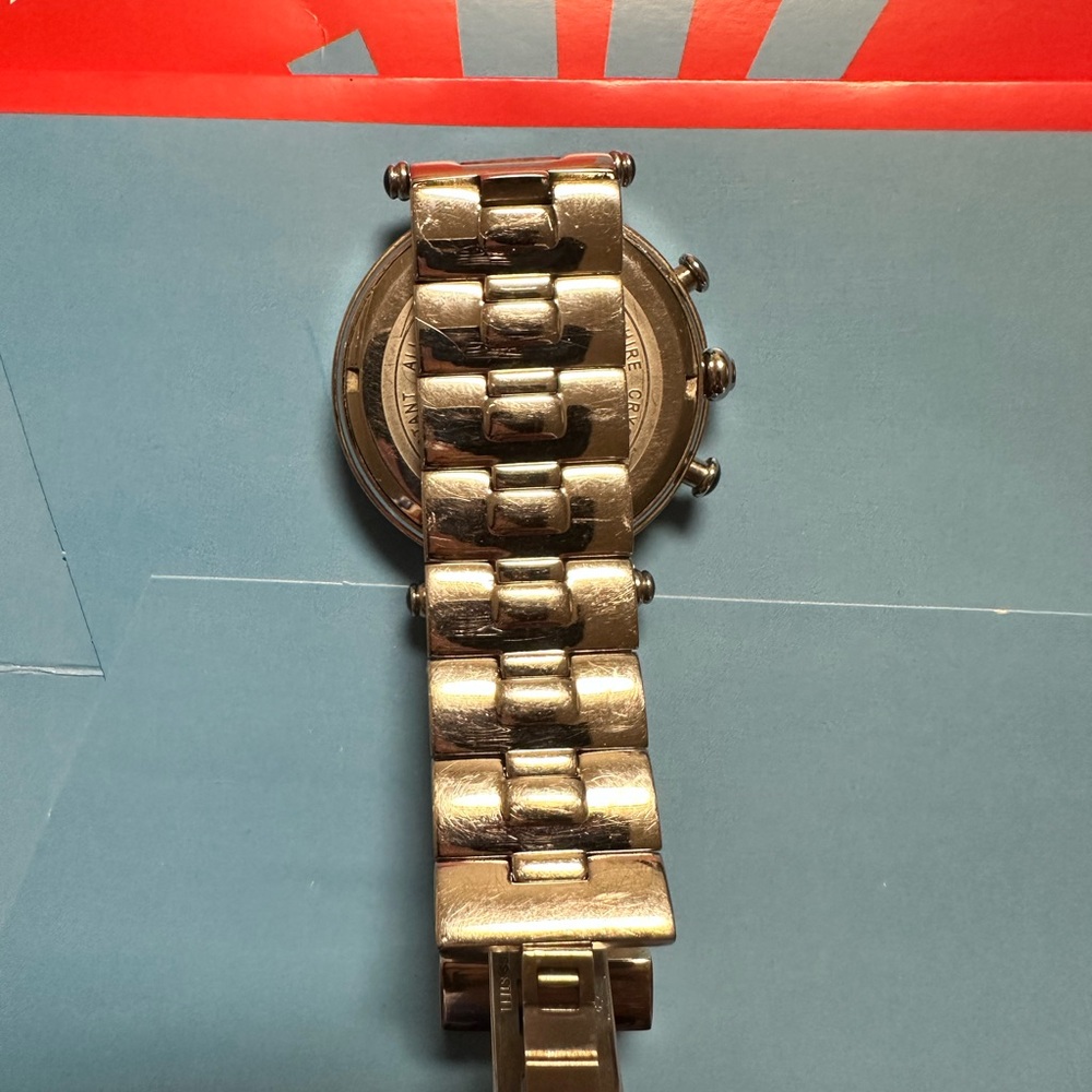 Hand watch - Picture 2 of 3